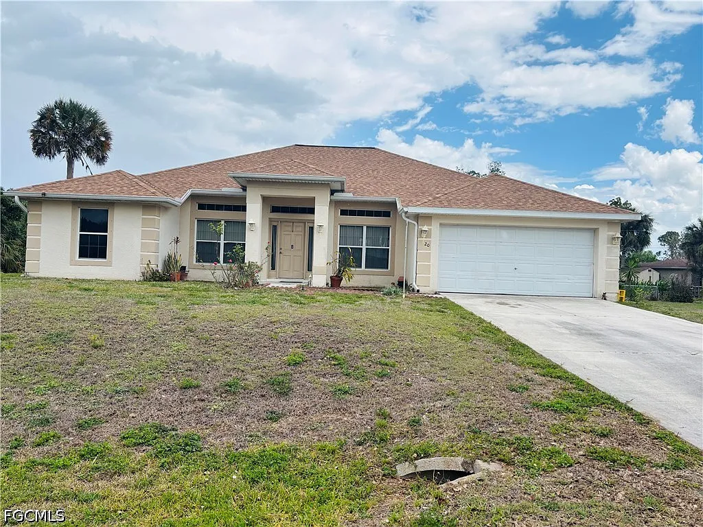 4 bed, 2.0 bath, 2143 sqft, $2,300 — Photo 1