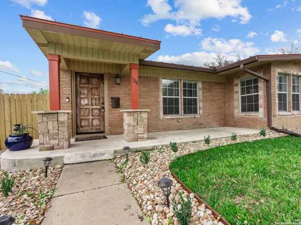 526 REDCLIFF DR, San Antonio, TX 78216
