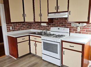 168 Linden St #2, Fall River, MA 02720