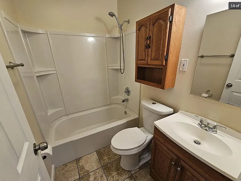 142 Maryville Cir — Photo 11