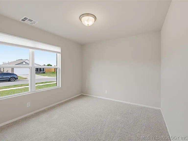8501 E 162nd St S — Photo 23