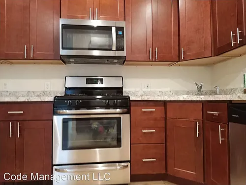 103 Calumet St #3 Photo 1
