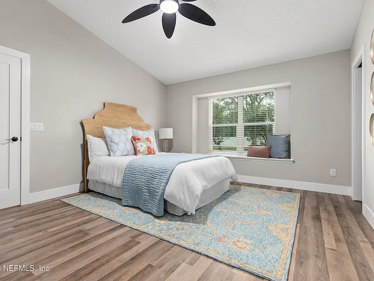 401 Pheasant Run — Photo 12