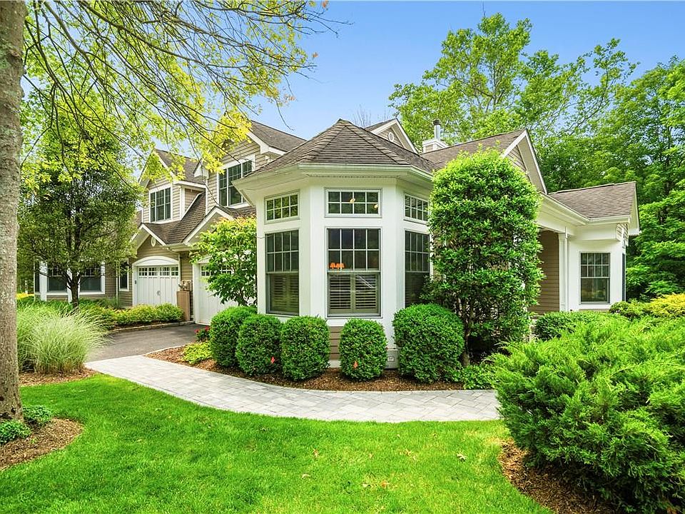 1st image of 11 Glassbury Court