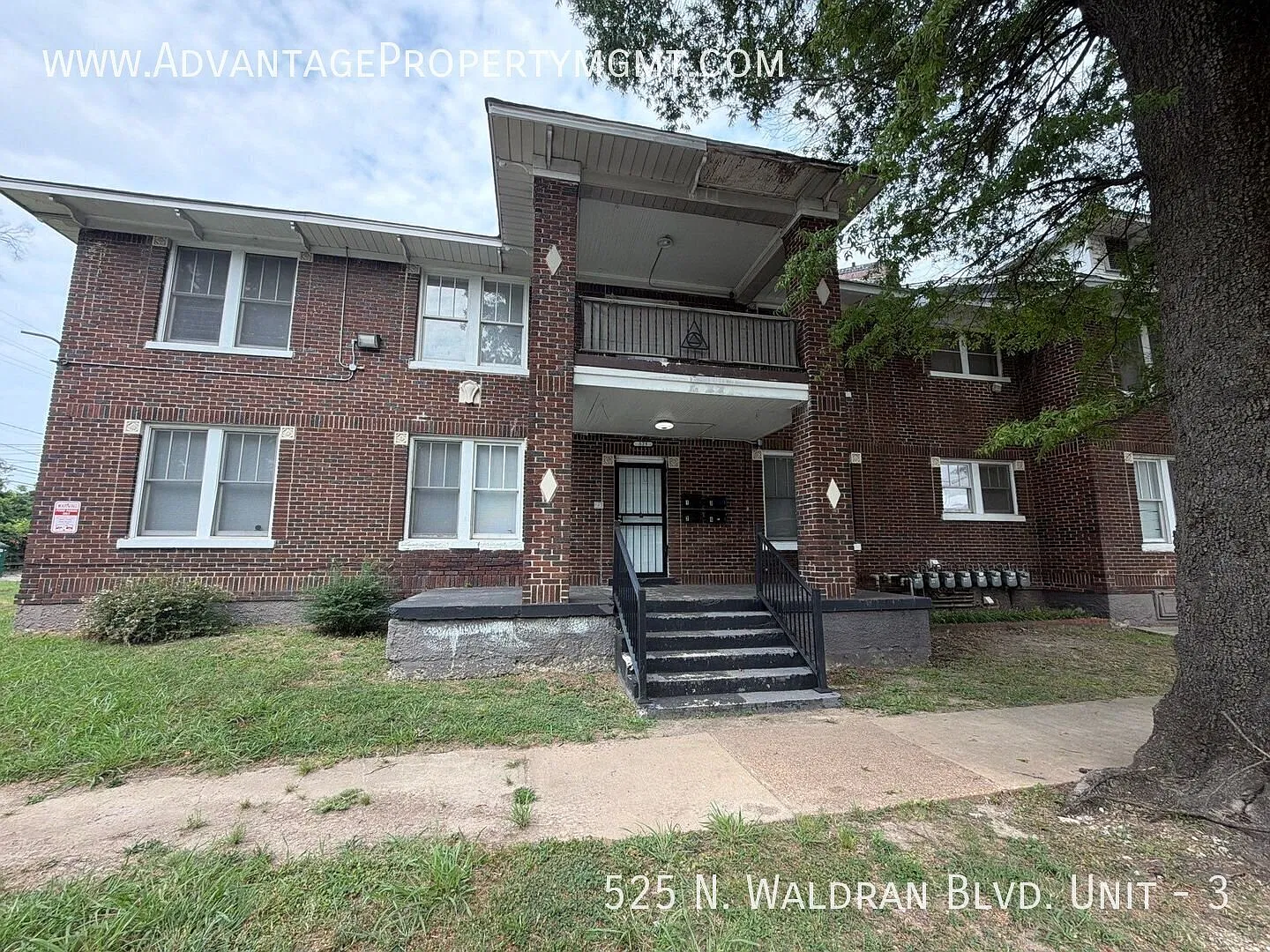 525 N Waldran Blvd — Photo 3