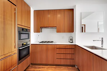 Rented by BARNES New York