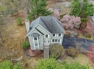 4 Treasure Hill Rd, Wilmington, MA 01887