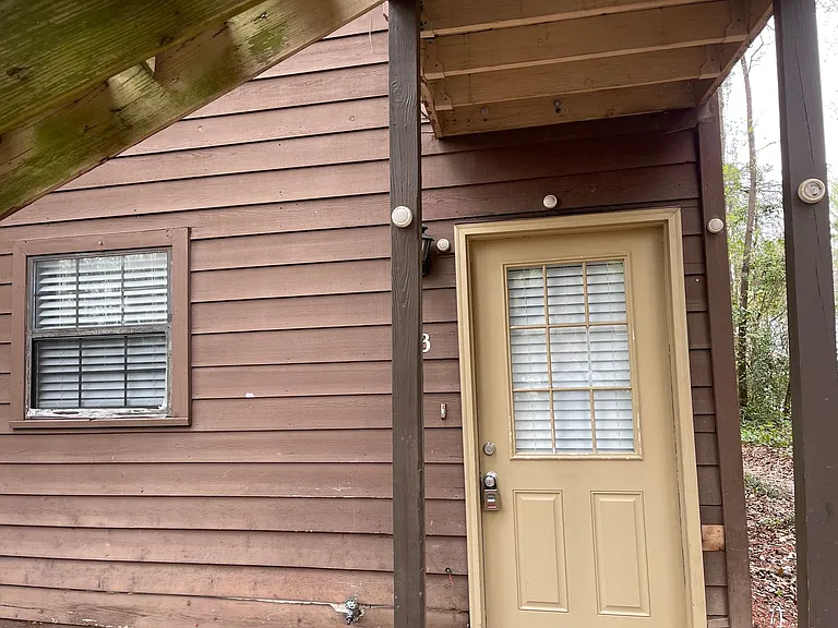 2924 Woodrich Dr #B — Photo 1