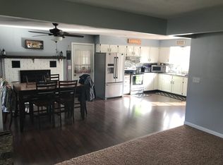 624 2nd St, Lake Odessa, MI