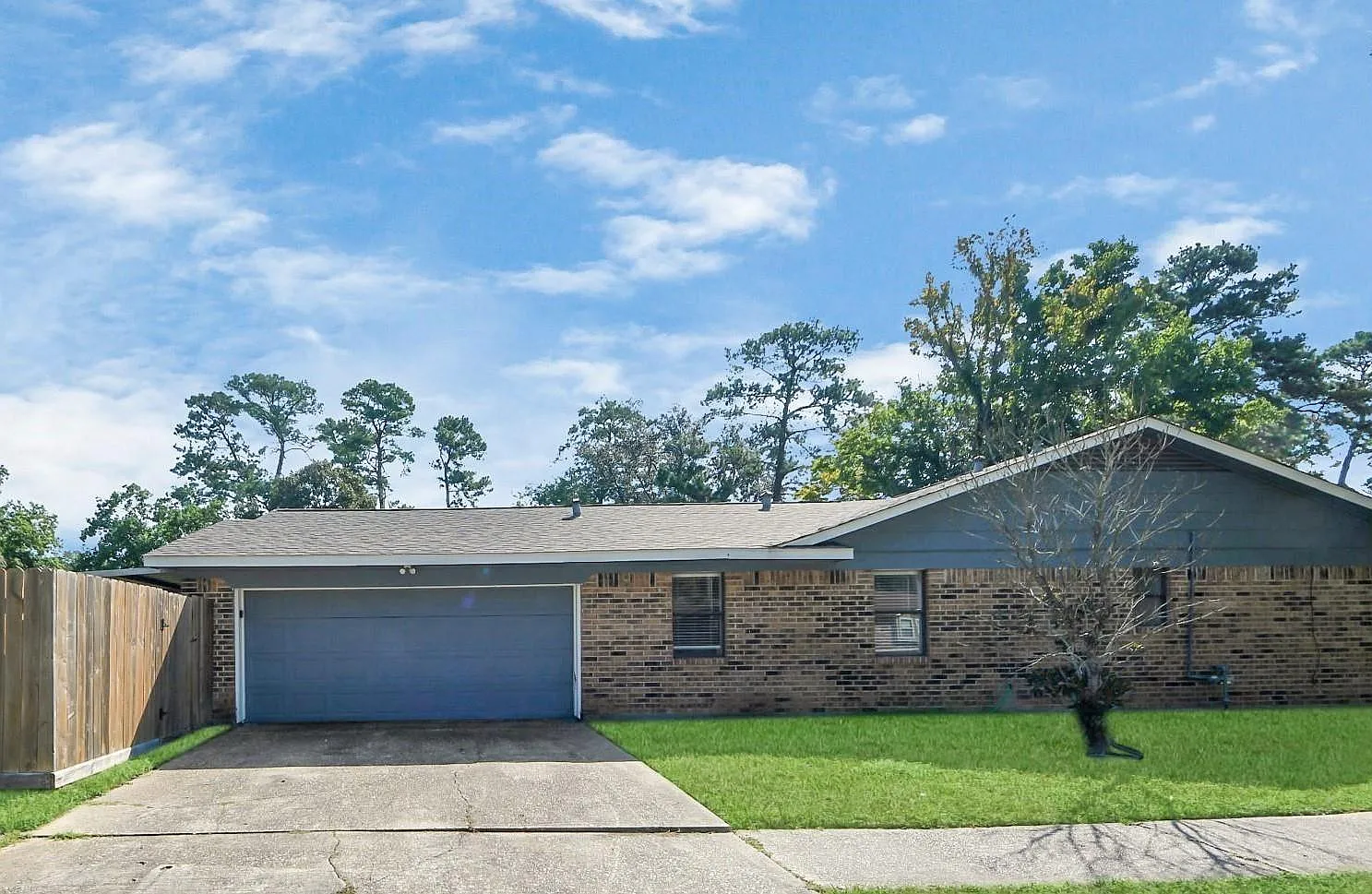 3 bed, 2.0 bath, 1815 sqft, $1,850 — Photo 3