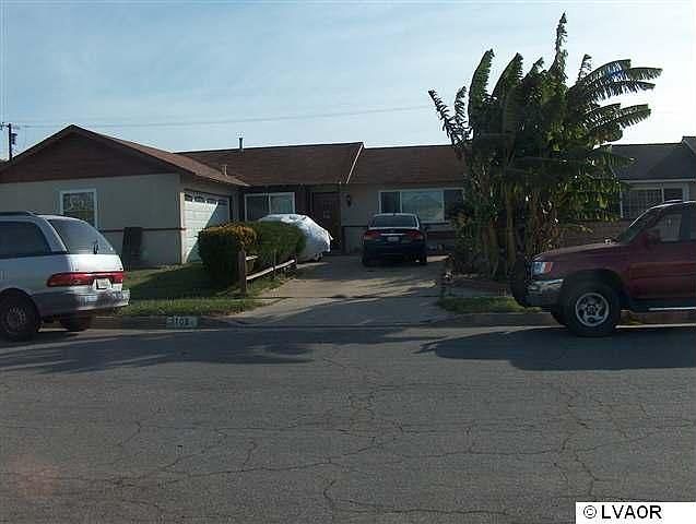 2nd image of 1108 N Lupine St