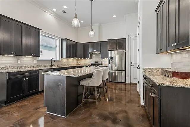 725 S Corniche Du Lac — Photo 10