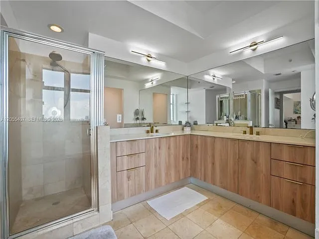 3 bed, 2.5 bath, $6,500 — Photo 4