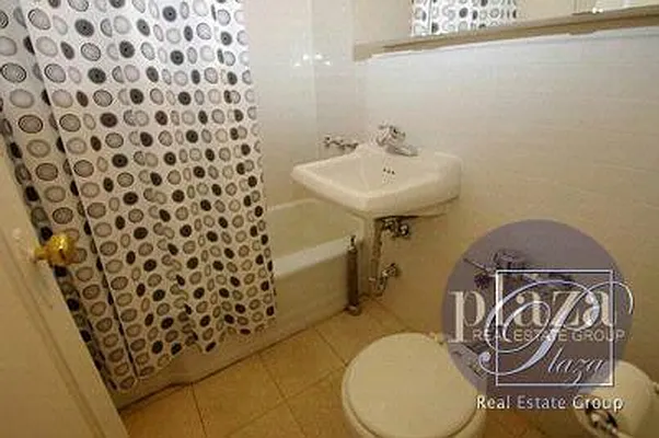 Rented by Plaza Real Estate Group | media 30