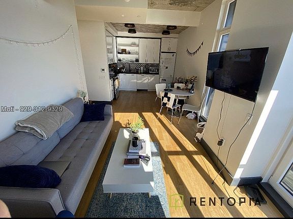 2nd image of 889 Bushwick Ave #632