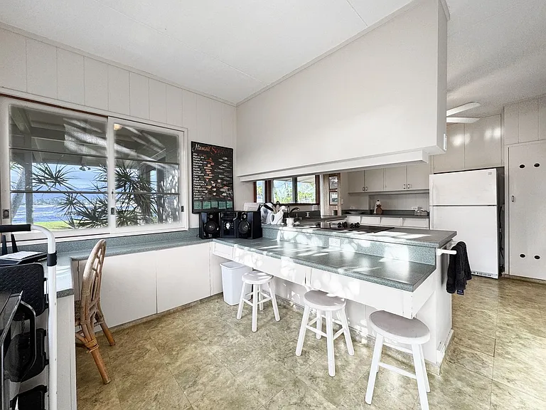 650 Kaimalino St — Photo 8