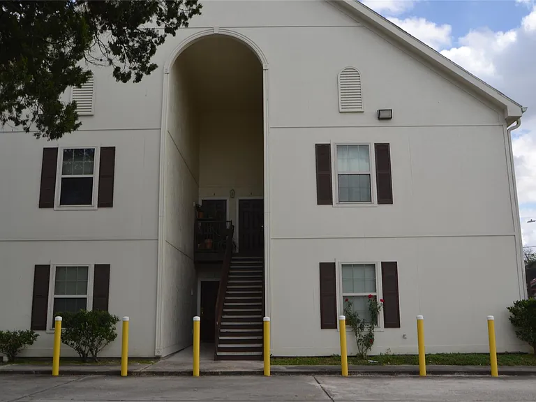 304 Dell Ct #6 — Photo 26