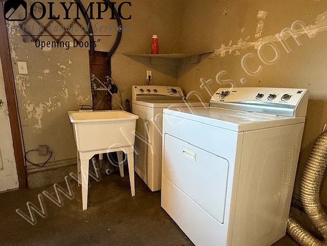 Washer & Dryer