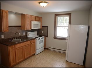 338 Scotrun Ave APT 202, Scotrun, PA 18355