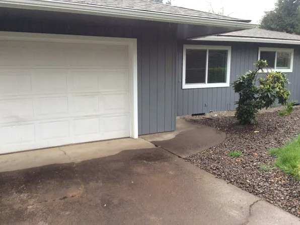 1701 Springhill Dr NE, Albany, OR 97321