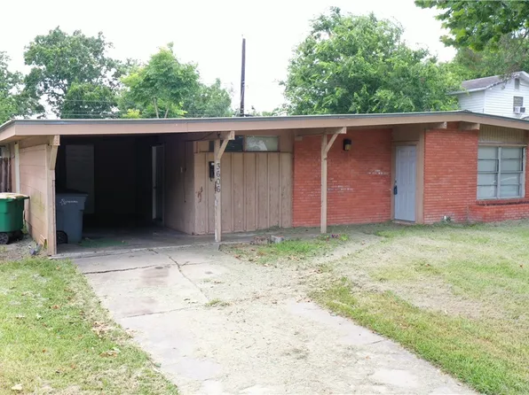 3606 Greenwood St, Victoria, TX 77901