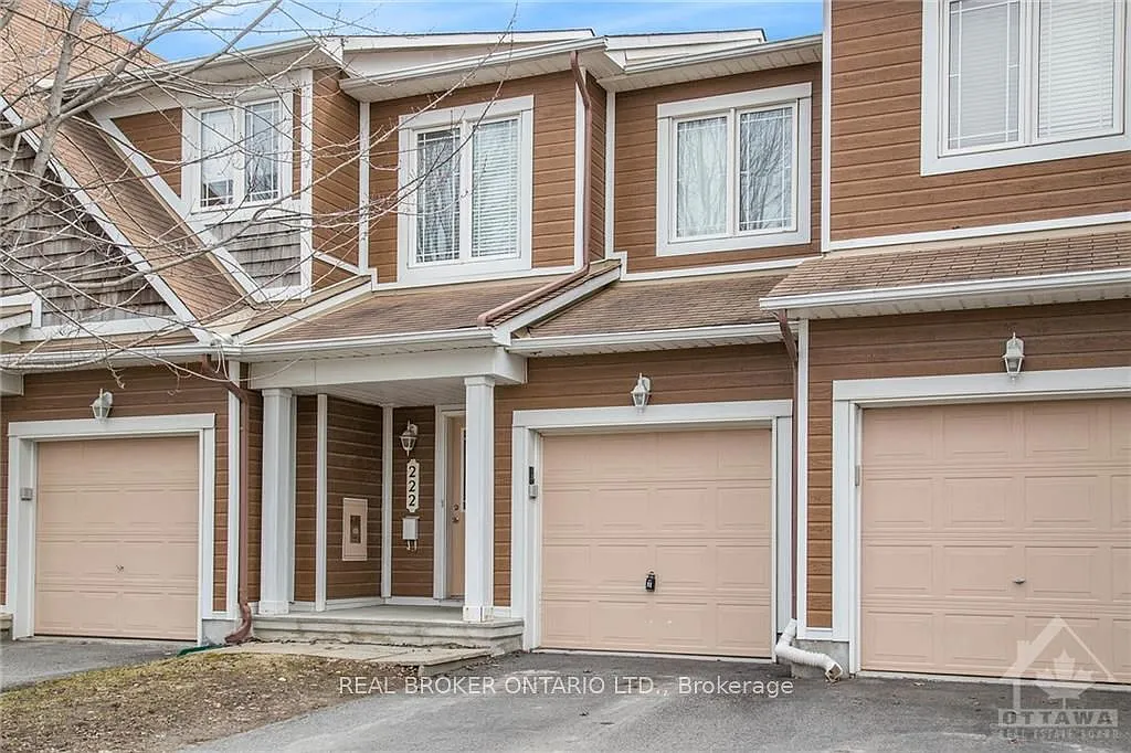 3 bed, $2,595 — Photo 2