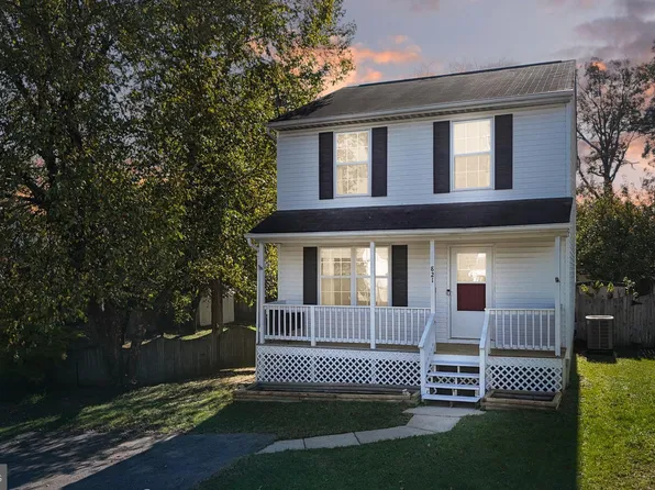 821 205th St, Pasadena, MD 21122