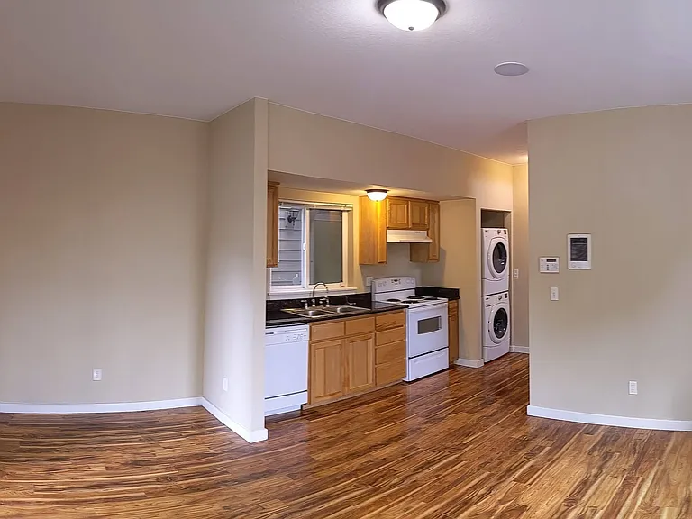 1352 High St #1 - 1st Floor 1352 High St #1 - 1st Floor