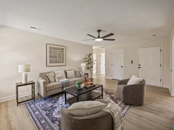 2077 Ready Section Rd, Toney, AL 35773