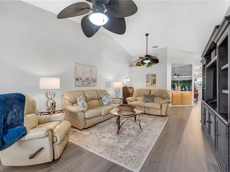 2460 Old Groves Rd #201 — Photo 7