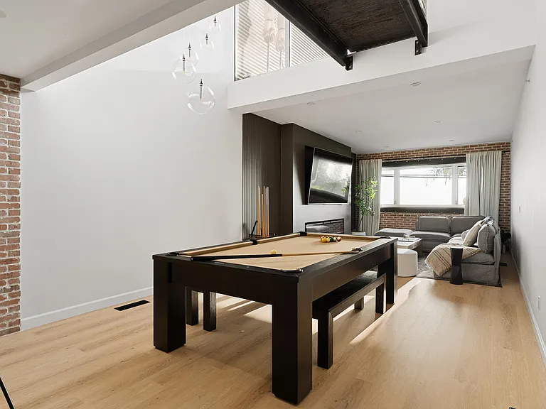 3033 India St #8 — Photo 26