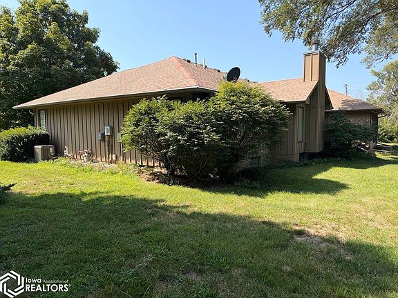 5th image of 102 Sleepy Hollow Dr