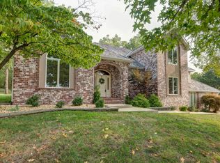 3647 E Prestwick Ct, Springfield, MO 65809