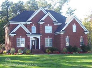 101 Glebe Spring Ln, Yorktown, VA 23693