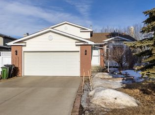 18316 60th Ave NW, Edmonton, AB T6M 1T7