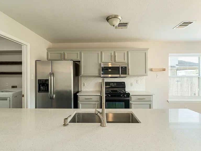 408 Woodsorrel Way — Photo 7