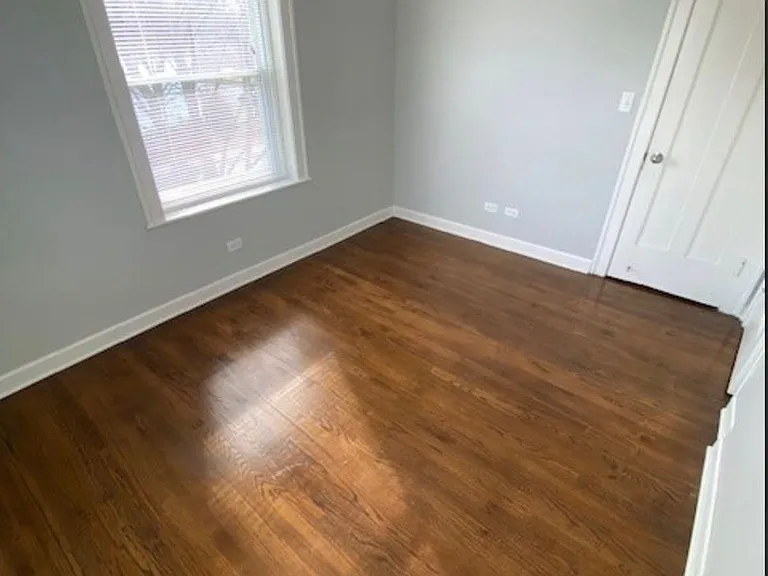 1404 Darrow Ave — Photo 6