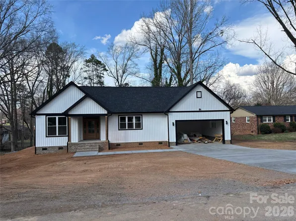 110 Johnson Ln, Cherryville, NC 28021