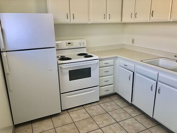 3rd image of 421 E 6th Ave APT C