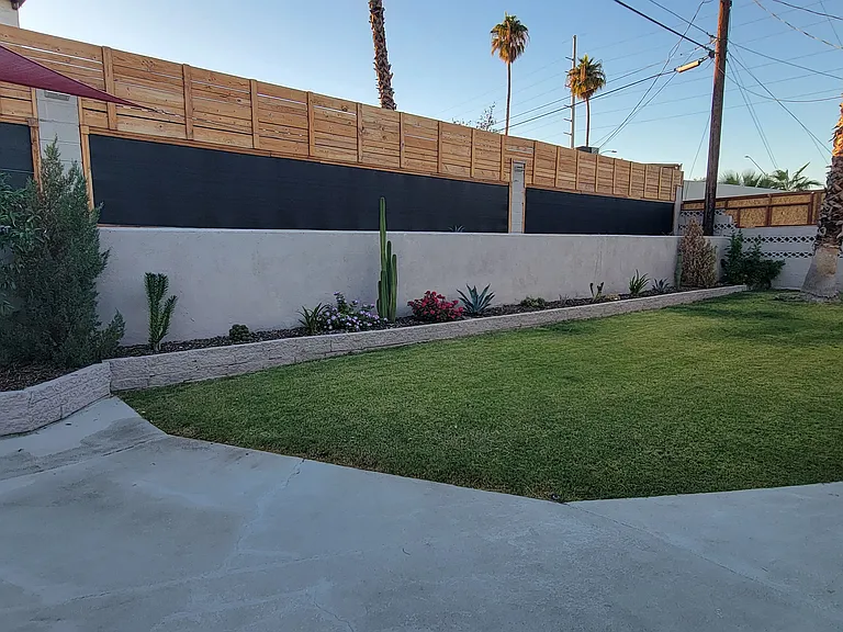 3327 Seminole Cir — Photo 36