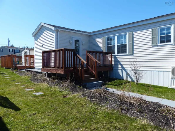 36 Skyline Dr, Harrietsfield, NS B3V 1B3