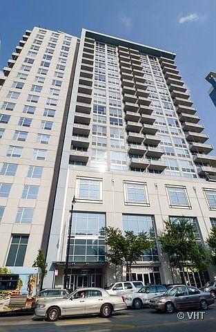 1st image of 1305 S Michigan Ave APT 708