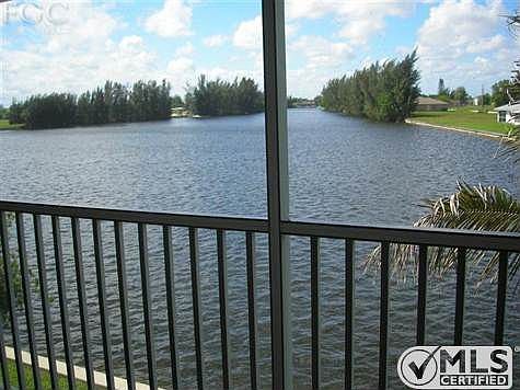 Lanai View of Lake Kennedy