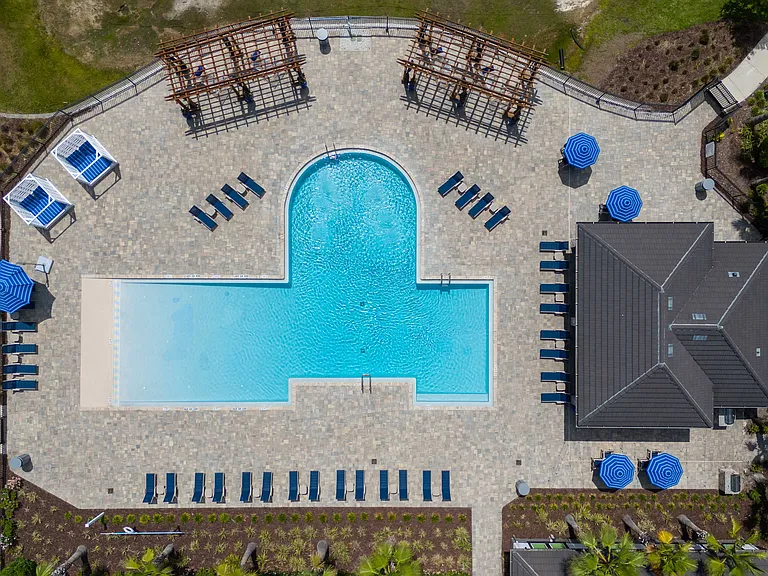 The Oasis at Town Center — Photo 25