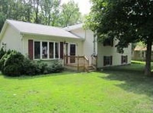 344 Pinehurst St, Troy, NY 12182