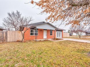 325 Hope Ave, El Reno, OK 73036