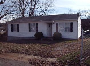 103 Northwood Ct, Martinsville, VA 24112