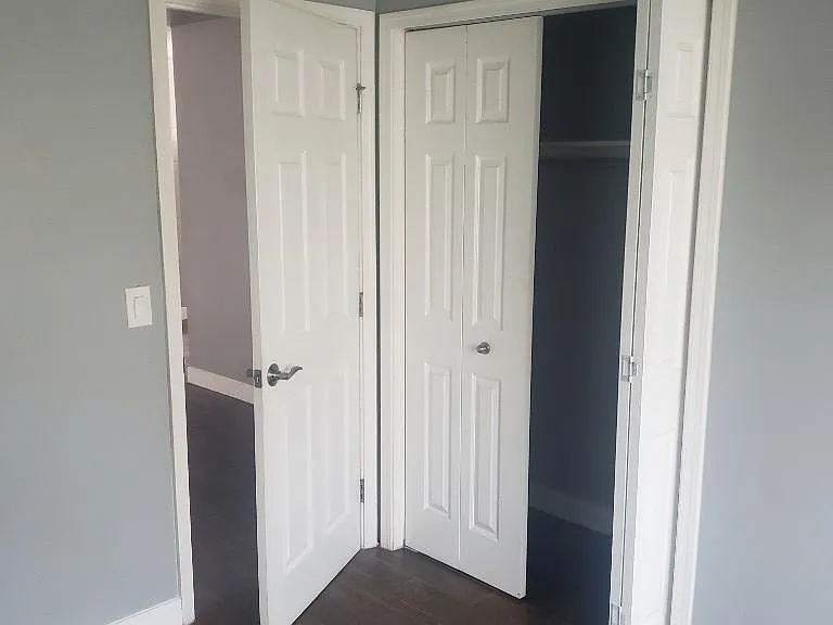 1017 N Main St #7 — Photo 8