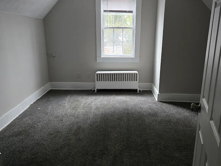 1422 Central Ave — Photo 5