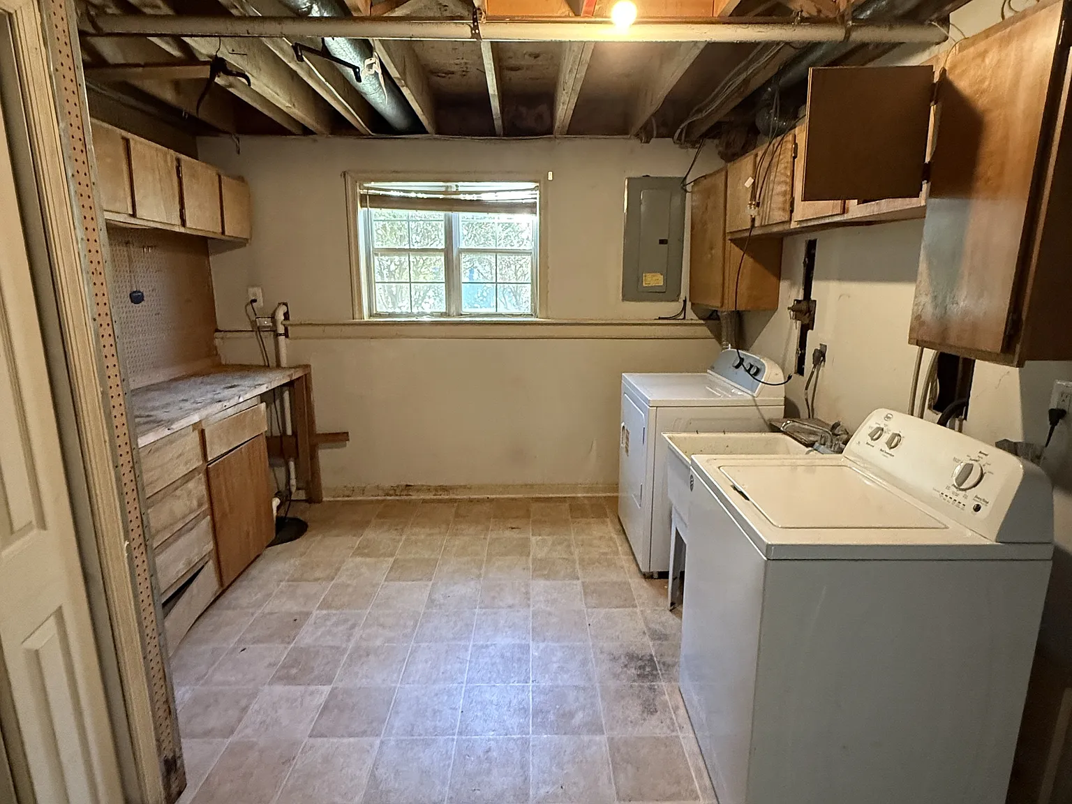 1027 Pirates Court - 1 — Photo 4